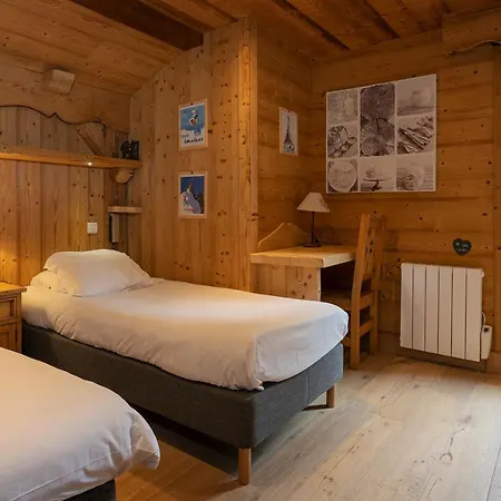 Du Mont-charvin & Hotel