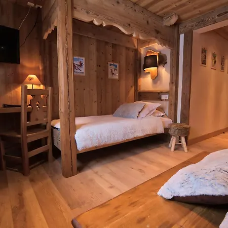 Du Mont-charvin & 4*
