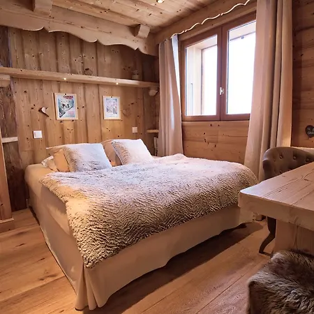 Du Mont-charvin & Hotel 4*